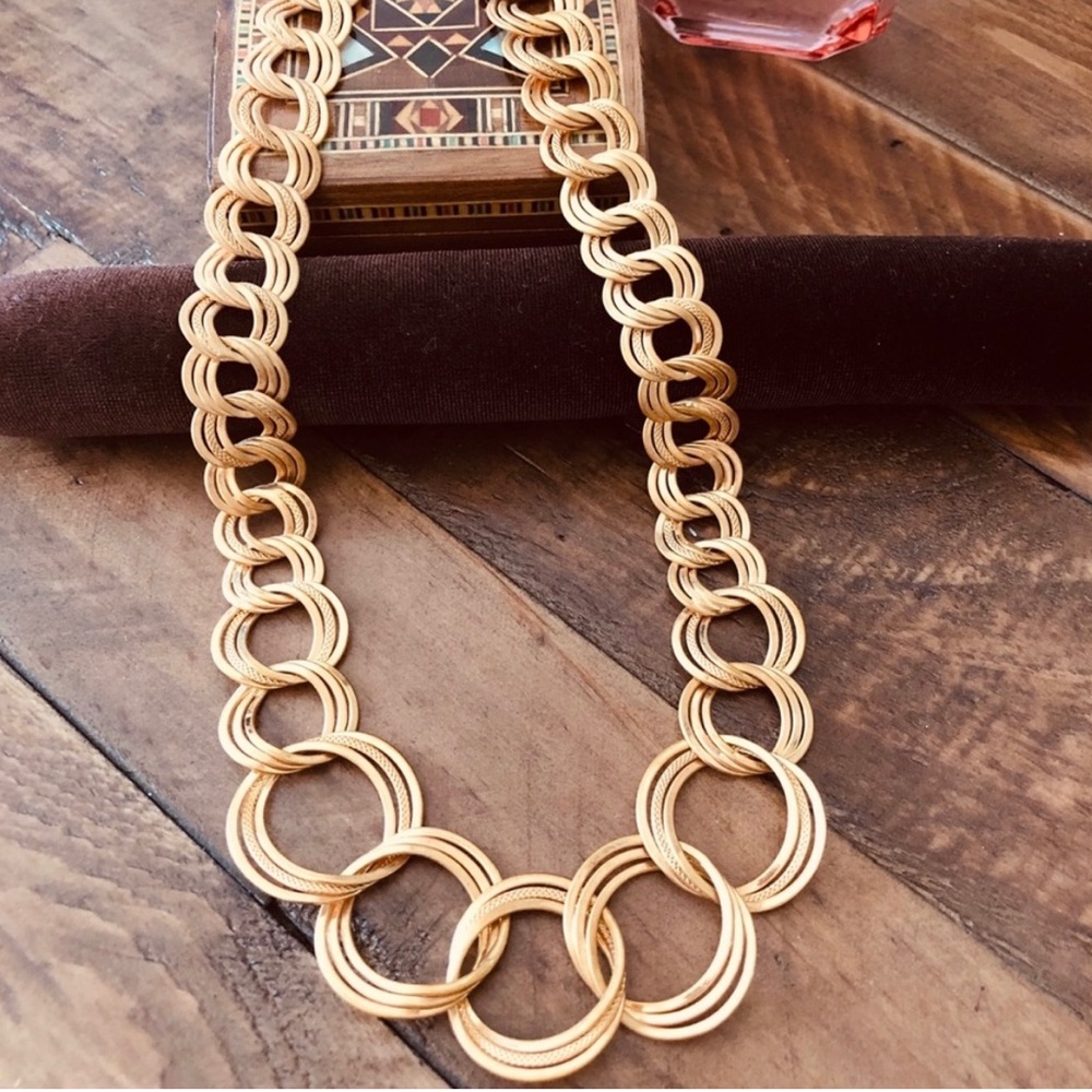 Women’s accessory